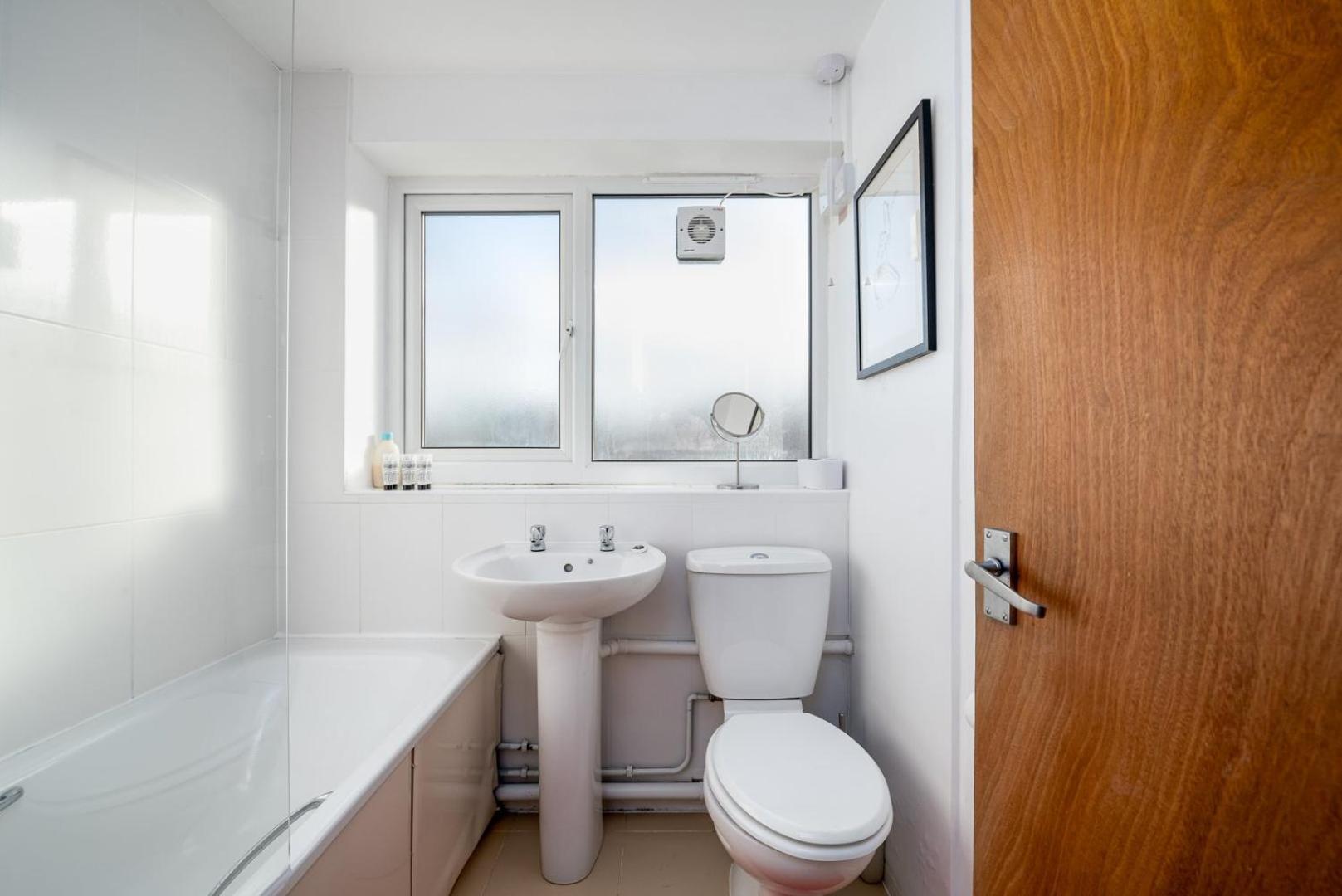 Guestready - Tranquil Retreat Near The Royal Docks * Londen
