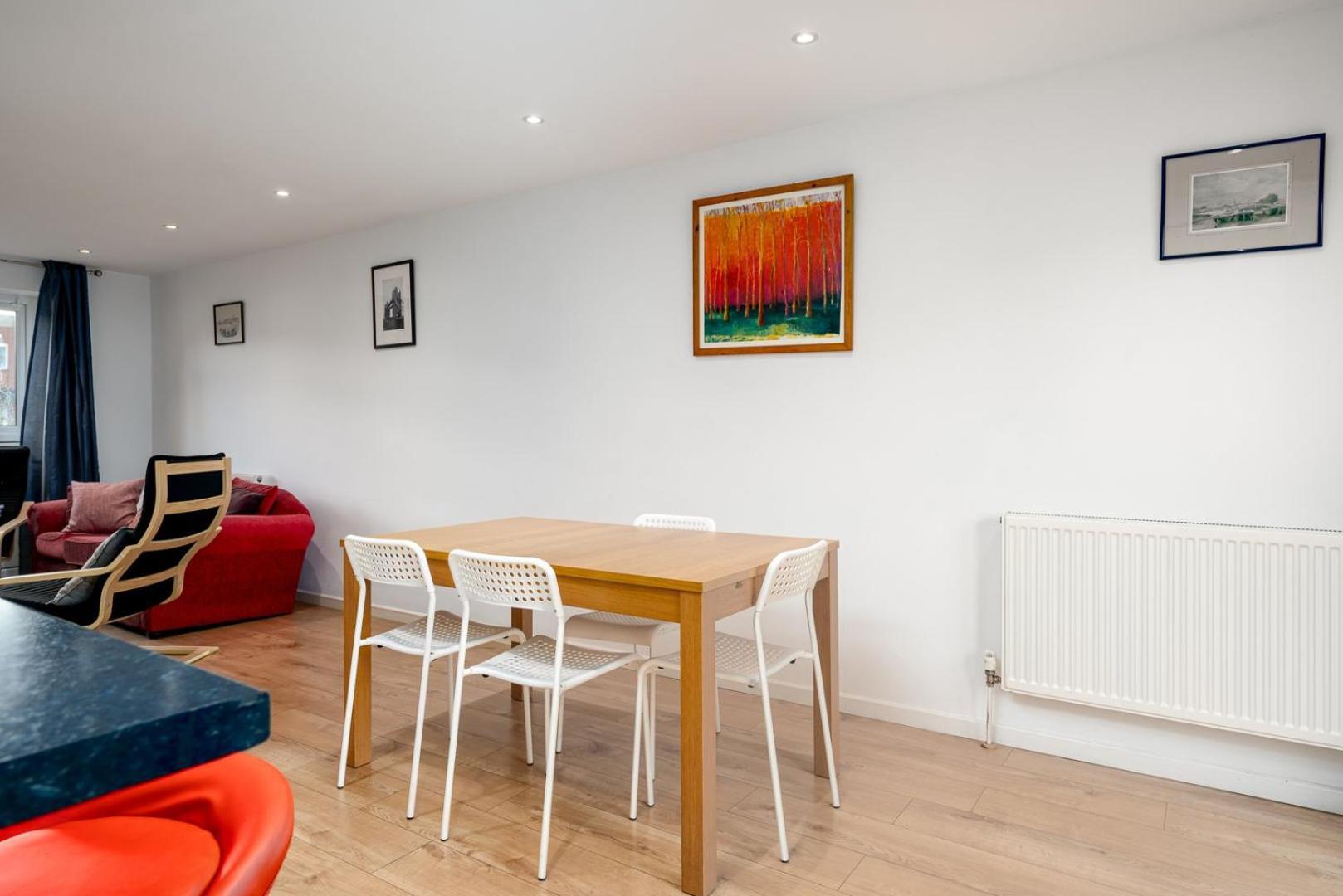 Guestready - Tranquil Retreat Near The Royal Docks Vakantiehuis Londen